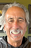 ‘Last Chance U’ coach dies after being shot